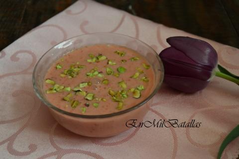 Crema de fresas con pistachos
