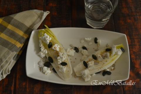 Ensalada de endivias y queso de cabra