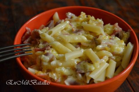 Macarrones en falsa carbonara