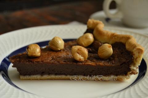 Tarta de chocolate con avellanas caramelizadas