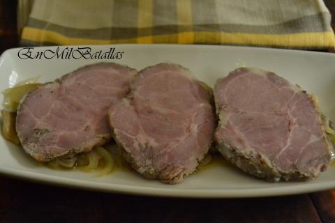 Carne mechada con setas encebolladas