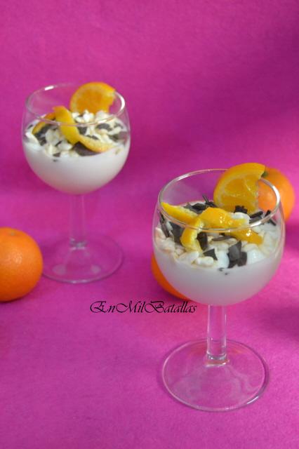 Copas de yogur y mandarina