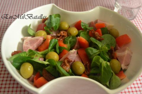 Ensalada de carne mechada a las finas hierbas