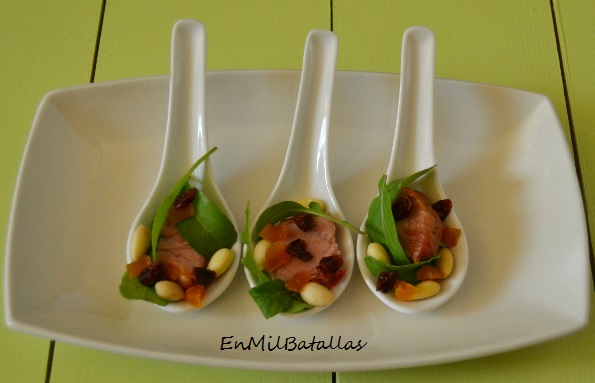 Cucharitas de paleta asada y frutas secas - En Mil Batallas