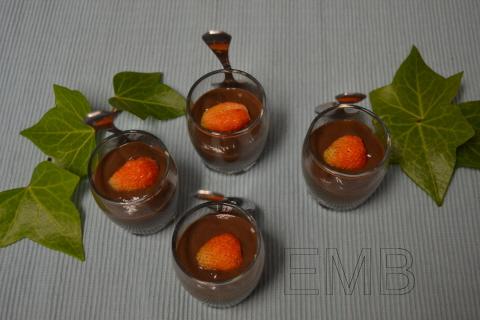 Chupitos de chocolate y fresa