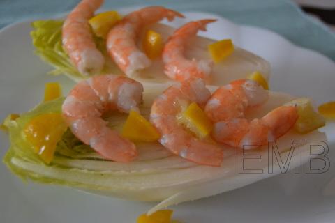Endibias con langostinos