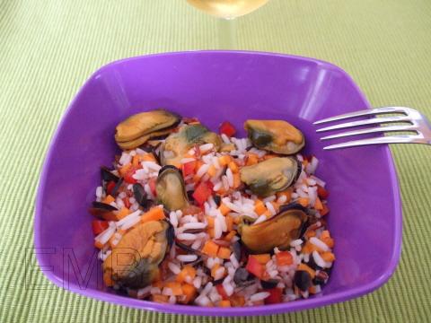 Ensalada de arroz y mejillones