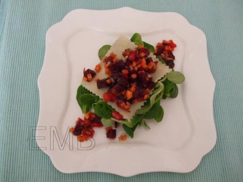 Milhojas de ensalada de pasta