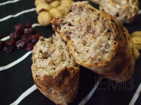Panecillos de arándanos, nueces y chocolate