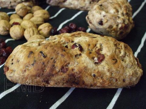 Panecillos de arándanos, nueces y chocolate