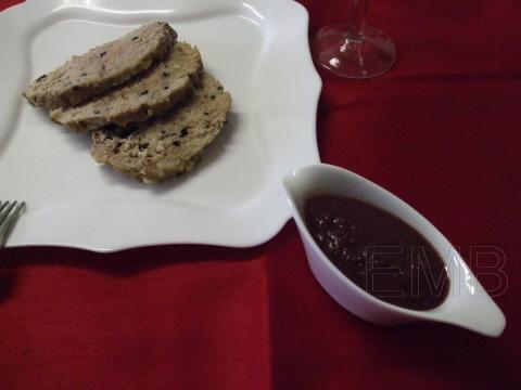 Pastel de cerdo trufado con salsa de oporto