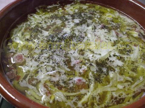 Sopa de cebolla y tomillo