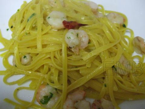 Taglioline al limón con gambas