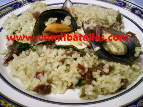 Arroz mar y montaña emplatado