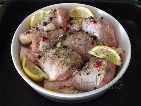 Asado de pollo, antes de hornearse