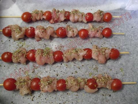 Brochetas de pollo al orégano