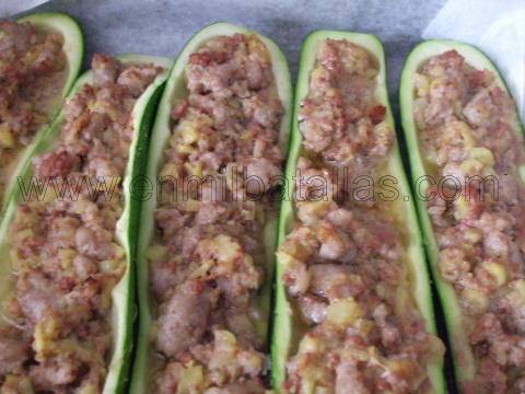 Calabacín relleno de cerdo al oporto