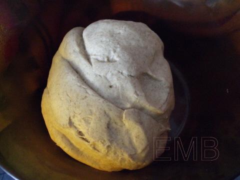 Masa antes de levar, para elaborar la empanada de carne
