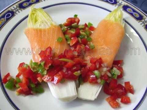 Ensalada de endibias con salmón ahumado
