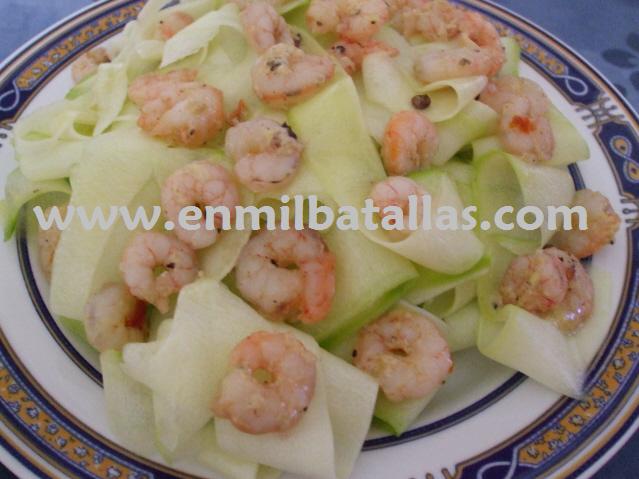 Ensalada templada de calabacín y gambas