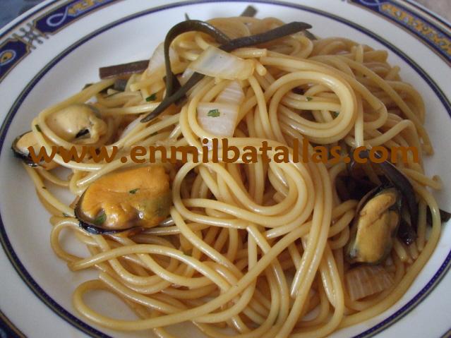 Espaguetis donde rompen las olas