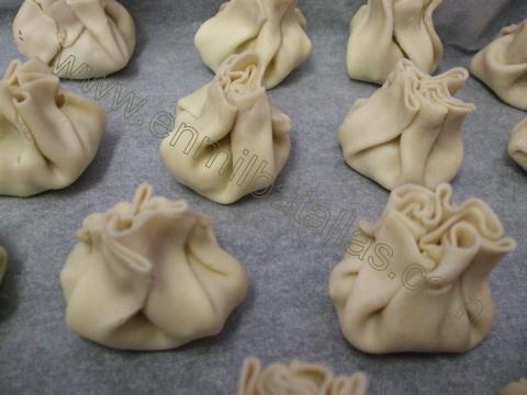 Limosneras de pollo, antes de entrar al horno
