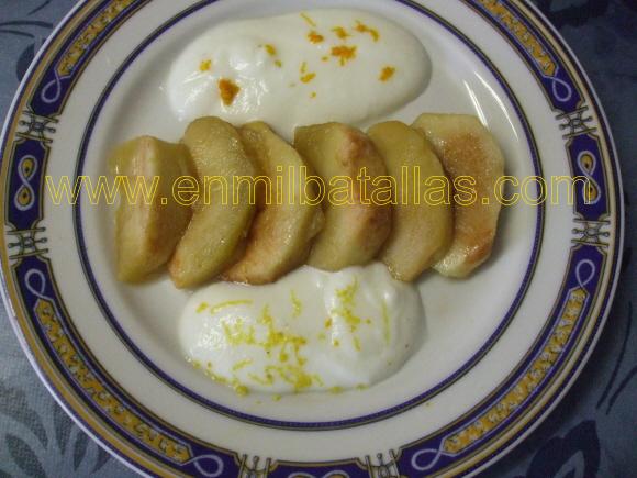 Manzana al brandy con dos salsas