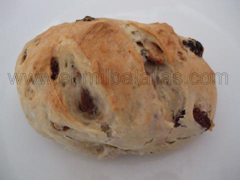 Panecillos de pasas y nueces