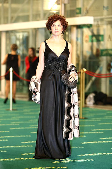 Icíar Bolliain en la alfombra verde de los Premios Goya 2009