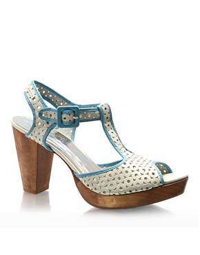 Peep toes bicolores a la venta en Asos Peep toes bicolores a la venta en Asos