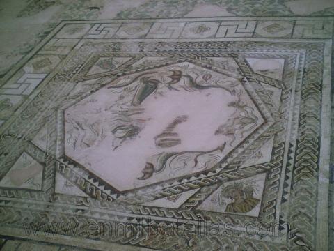 Mosaico, en la villa romana La Tejada