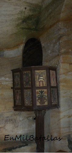 Olleros de Pisuerga, interior de la iglesia rupestre