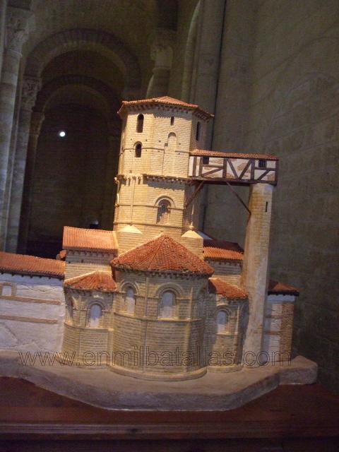 Maqueta de San Martín de Tours, tal y como era antaño