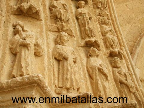 Detalle del exterior de Viallalcazar de Sirga