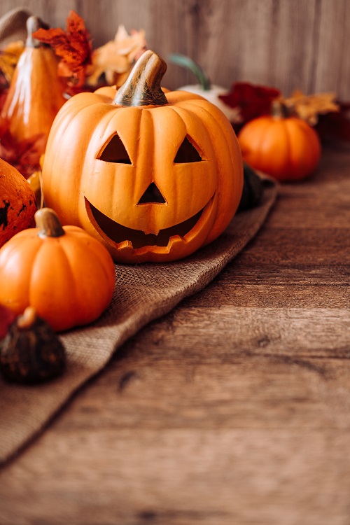 Cómo organizar una fiesta de Halloween, ambientación ornamental con calabazas - El Jardín de Venus