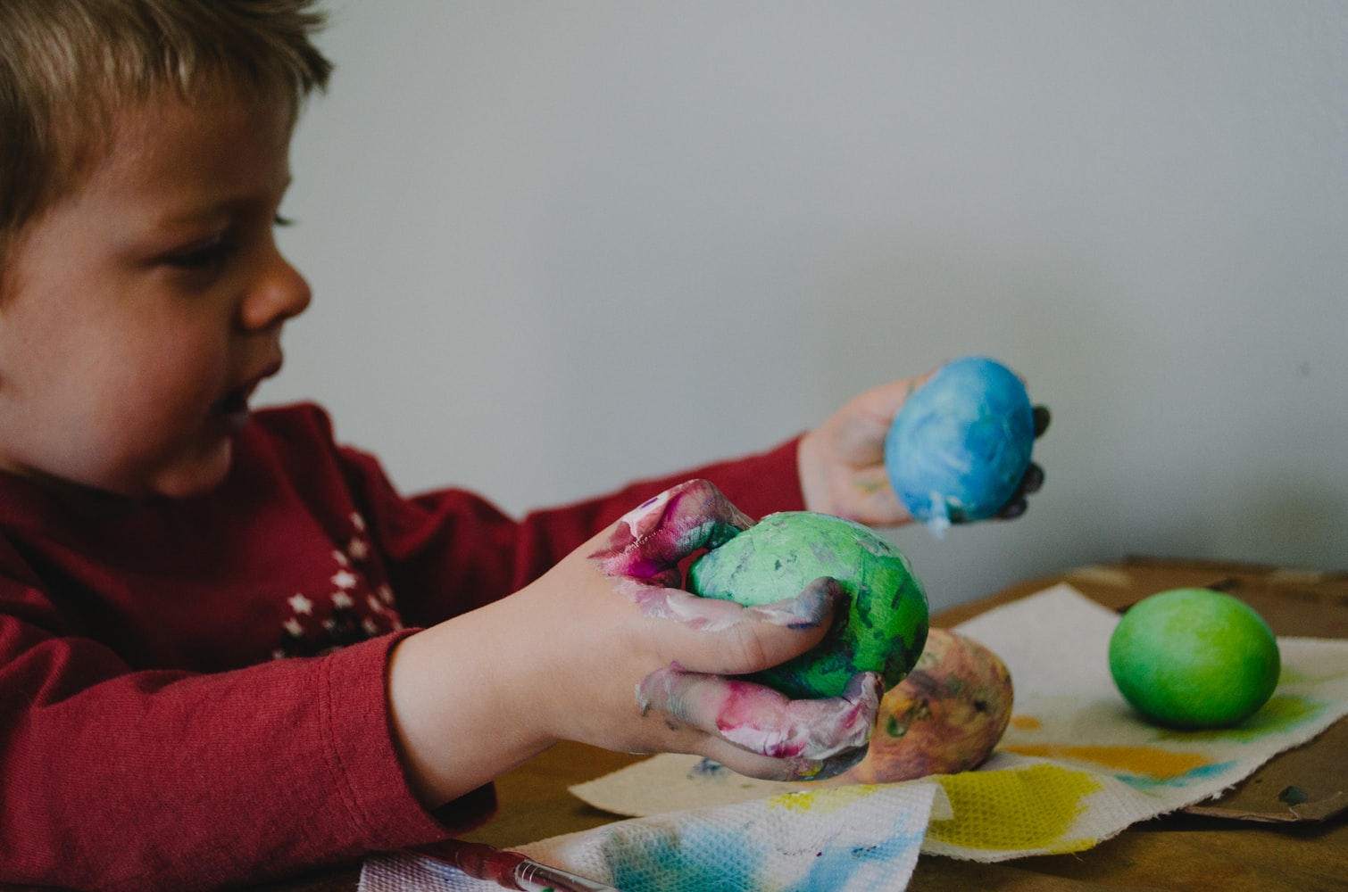 Manualidades para niños en casa con materiales baratos - El Jardín de Venus