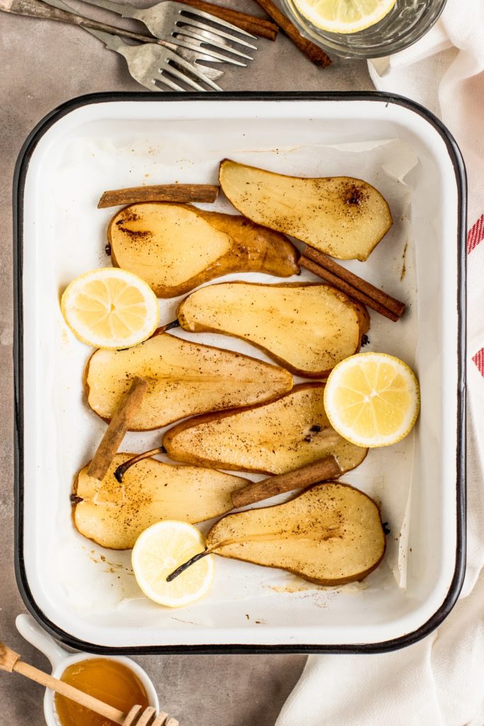 Cómo servir peras asadas al horno - El Jardín de Venus