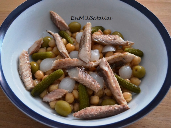 Ensalada de caballa con garbanzos - En Mil Batallas