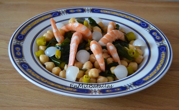 Ensalada de garbanzos con langostinos y alga wakame - en Mil Batallas