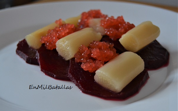 Ensalada de remolacha con esferificaciones de gamba roja - En Mil Batallas