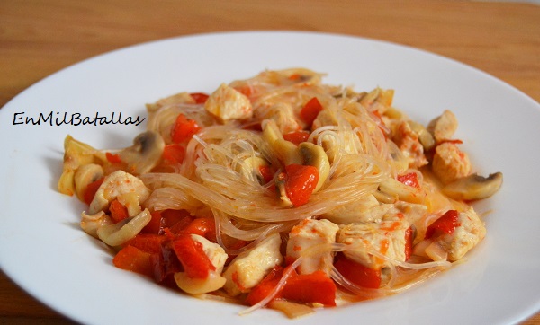 Fideos cristal con pollo - En Mil Batallas