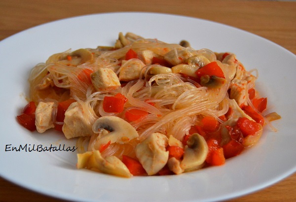 Fideos cristal con pollo - En Mil Batallas