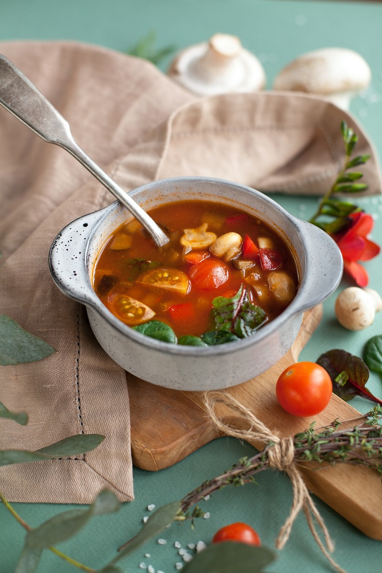 Cómo hacer una sopa vegetariana rica - El Jardín de Venus